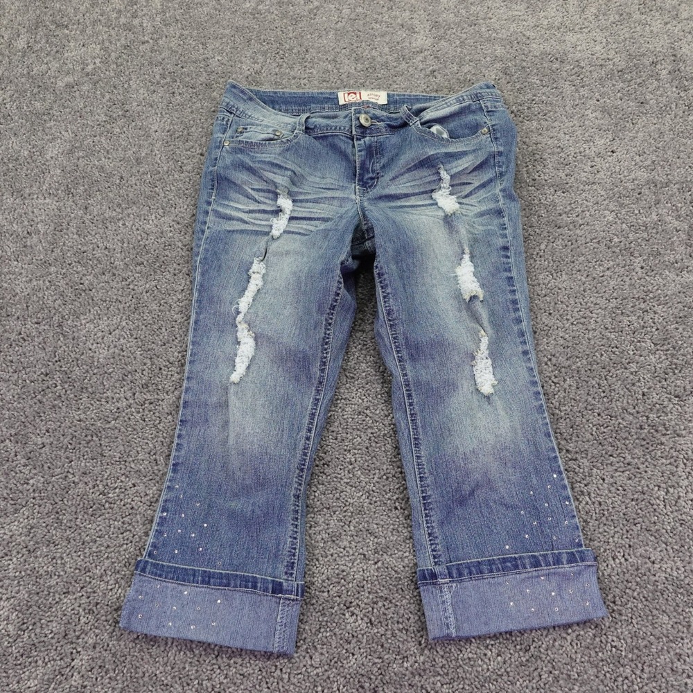 lei Ashley Low Rise Capris Womens 30x19 Blue Distressed Rhinestone Cuffed Denim